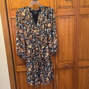 Pretty floral print tie waist dress size 18W NWOT sheer sleeves🎉Price Drop